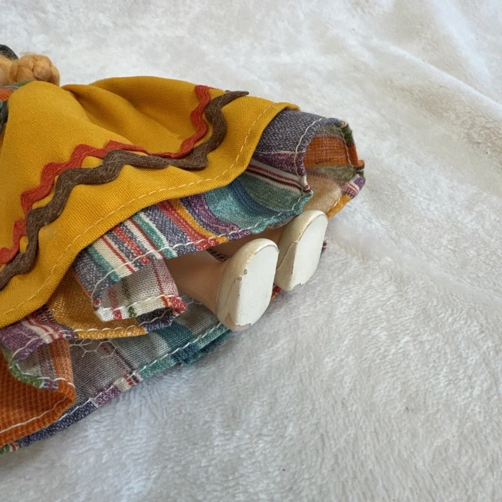 Vintage 8 inch Aron‎ Doll Pioneer Girl Souvenir Dutch Costume Dress Hat